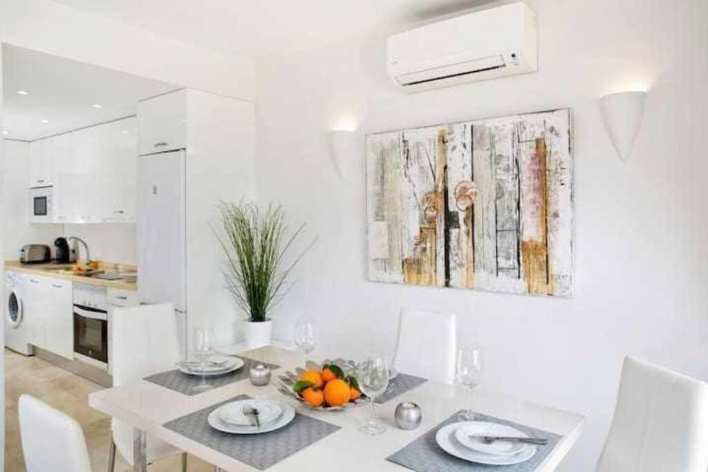 Best Location Apartment In Marbella. Beachfront!! Luaran gambar